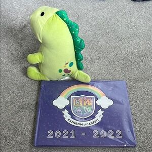 Moriah Elizabeth merch